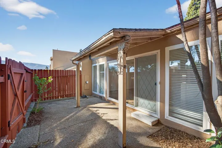 14-web-or-mls-UpmarketMedia-426NPal-004