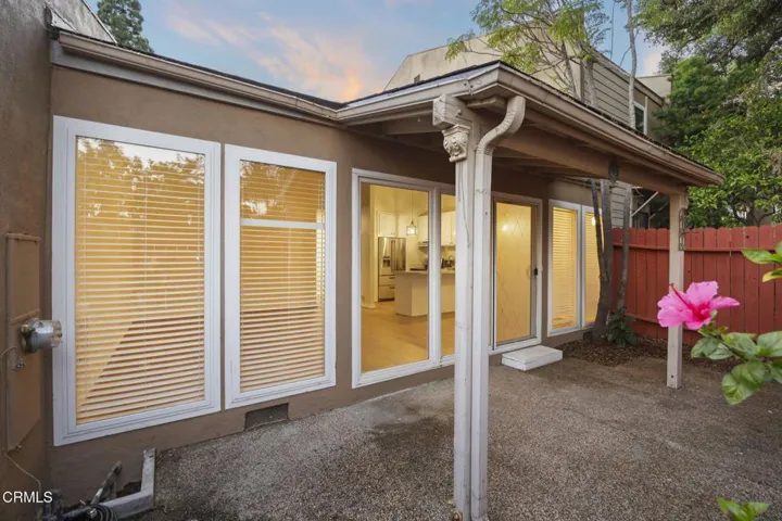 5-web-or-mls-Upmarketmedia_426Pal-twi-00