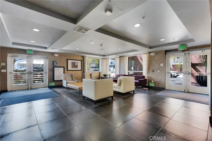 21301 Erwin Street 402, Woodland Hills, California 91367
