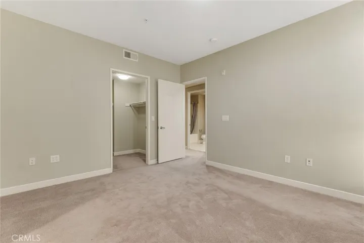 21301 Erwin Street 402, Woodland Hills, California 91367