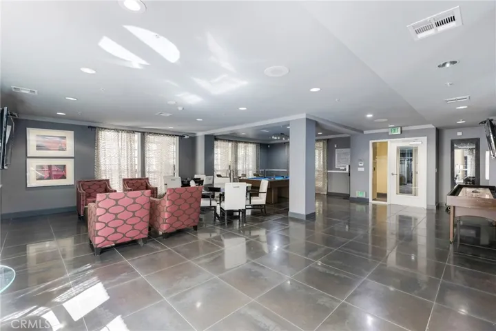 21301 Erwin Street 402, Woodland Hills, California 91367
