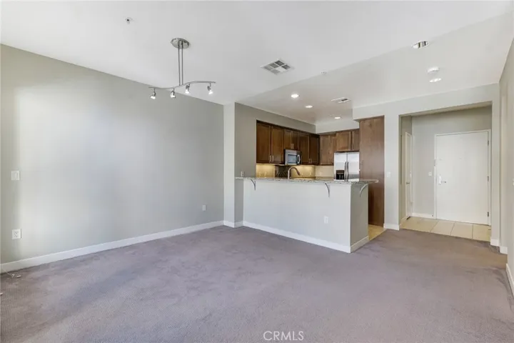 21301 Erwin Street 402, Woodland Hills, California 91367