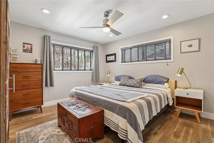 173 College Park, Seal Beach, California 90740