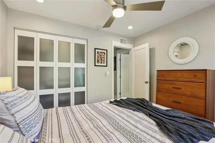 173 College Park, Seal Beach, California 90740