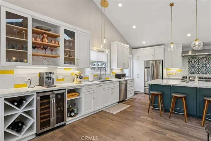 173 College Park, Seal Beach, California 90740