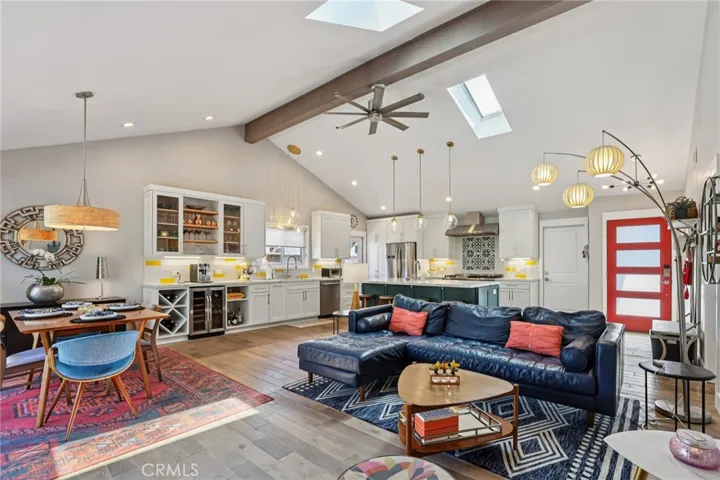 173 College Park, Seal Beach, California 90740