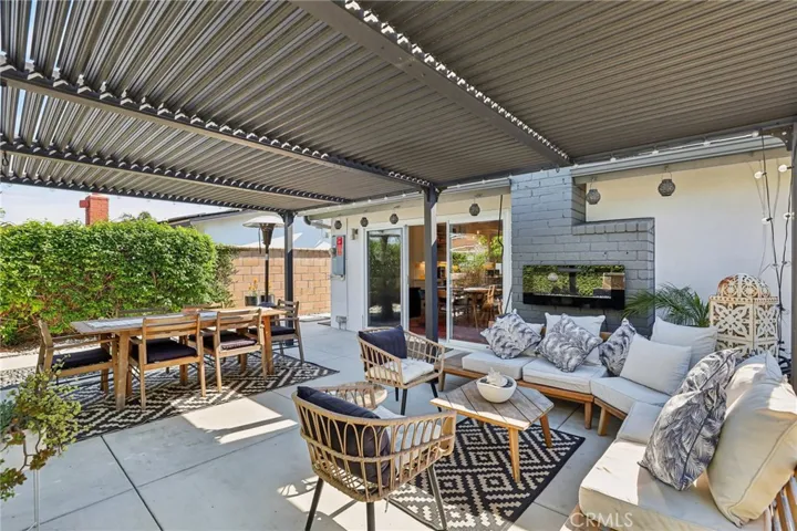 173 College Park, Seal Beach, California 90740