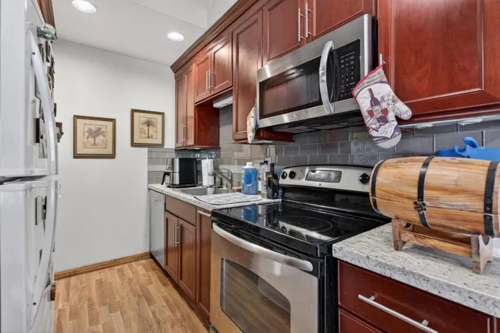 158 Kern Street 10, Salinas, California 93905