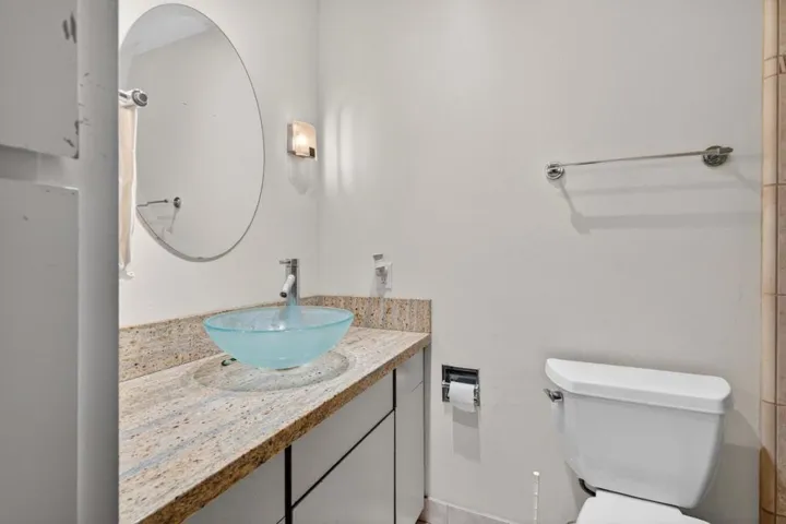 158 Kern Street 10, Salinas, California 93905