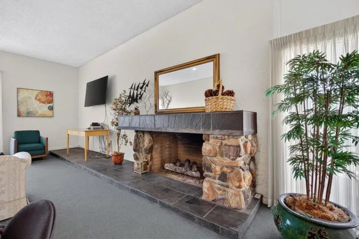 158 Kern Street 10, Salinas, California 93905