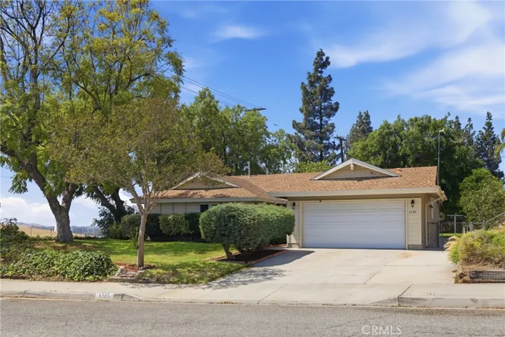 6585 Shannon, Riverside, California 92504