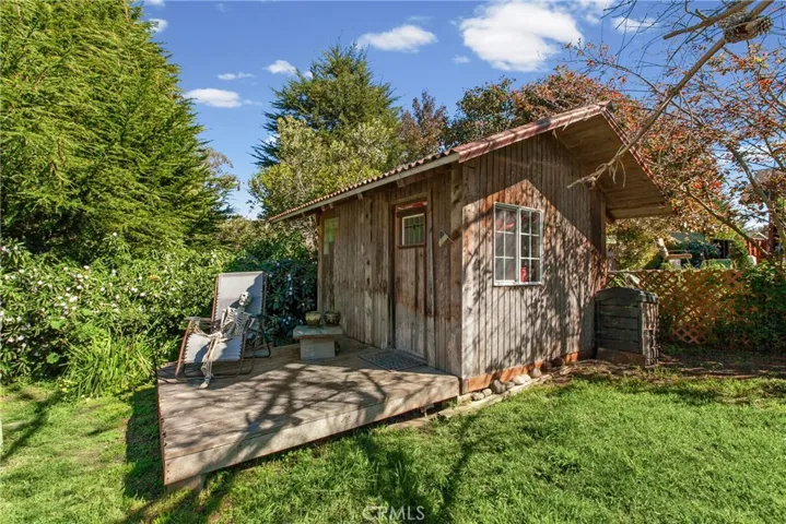 Great shed for storage or extra space to make your own