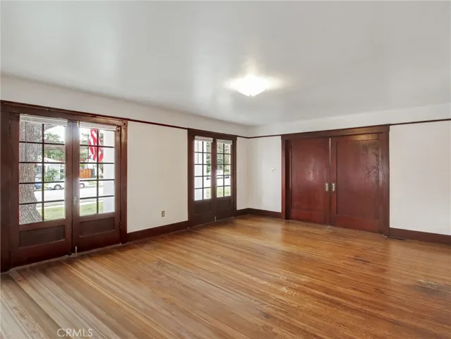Pocket Doors to Entry Hall Closed