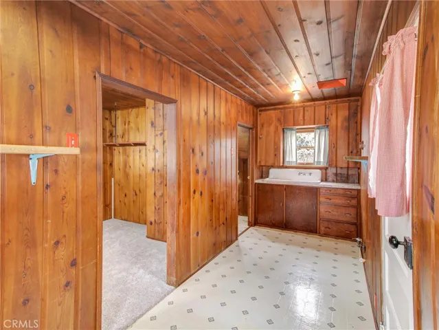 Guest Quarters