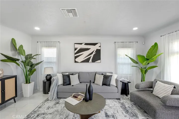 1381 W Summerland, San Pedro, California 90732
