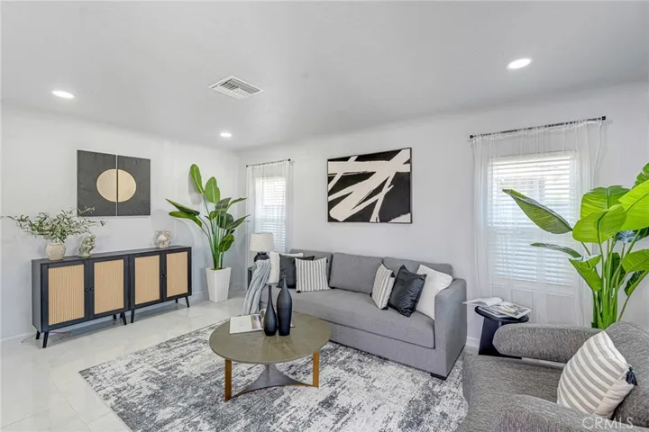 1381 W Summerland, San Pedro, California 90732