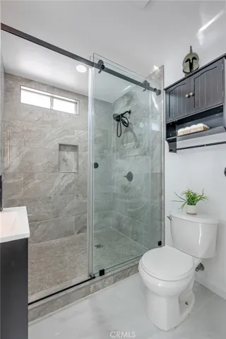 1381 W Summerland, San Pedro, California 90732