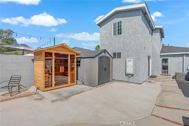 1381 W Summerland, San Pedro, California 90732