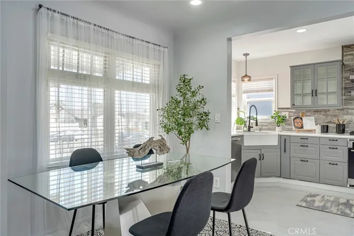 1381 W Summerland, San Pedro, California 90732