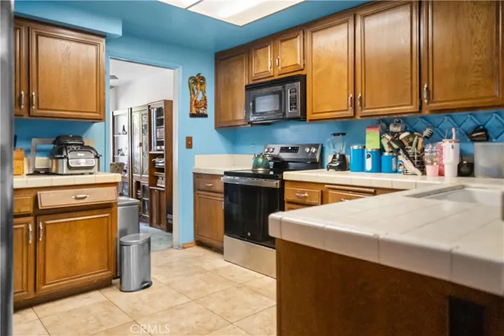 9024 Willis, Panorama City, California 91402