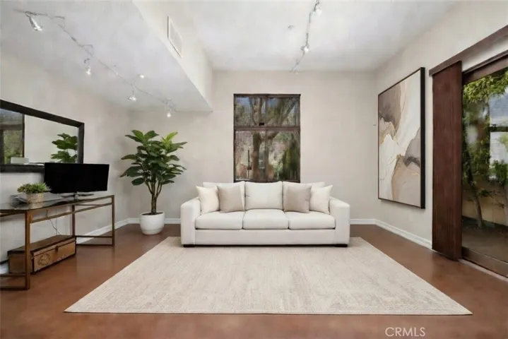 Main level bedroom