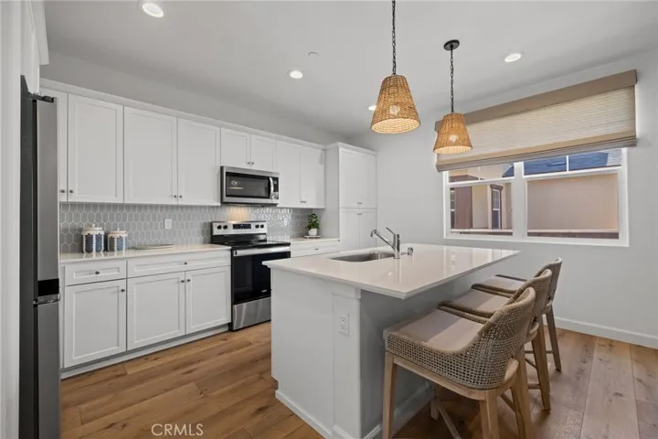 194 Earthwood Lane, San Luis Obispo, California 93401