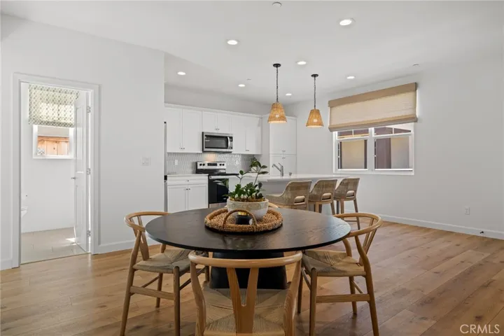 194 Earthwood Lane, San Luis Obispo, California 93401