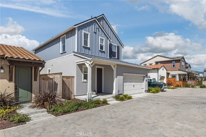 194 Earthwood Lane, San Luis Obispo, California 93401