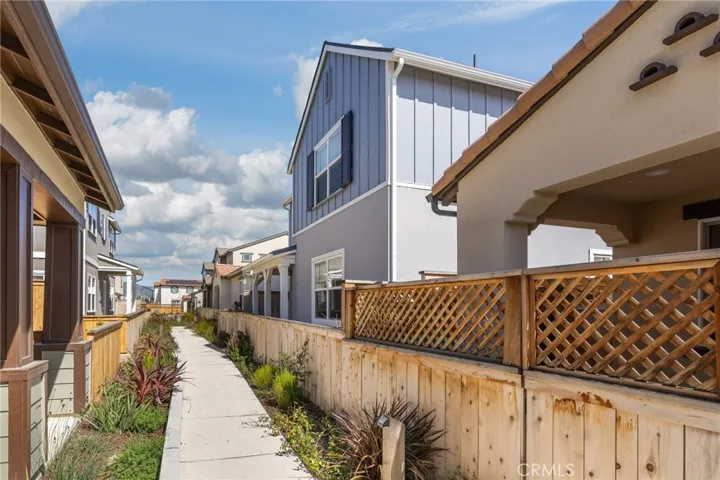 194 Earthwood Lane, San Luis Obispo, California 93401