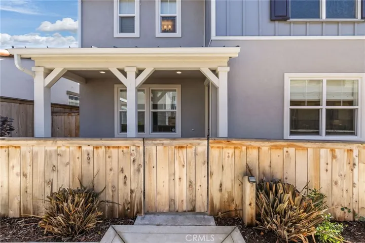 194 Earthwood Lane, San Luis Obispo, California 93401