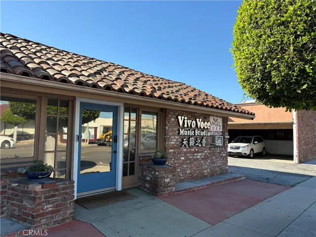 9088 Las Tunas Drive, Temple City, California 91780