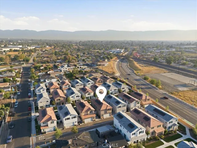 1207 Garnet Court, Colton, California 92324