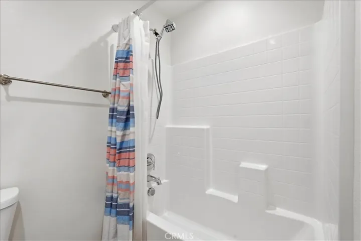 1207 Garnet Court, Colton, California 92324