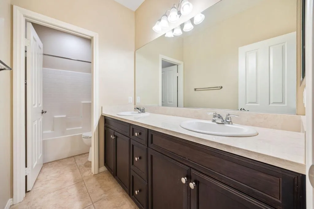 30-web-or-mls-068A9567