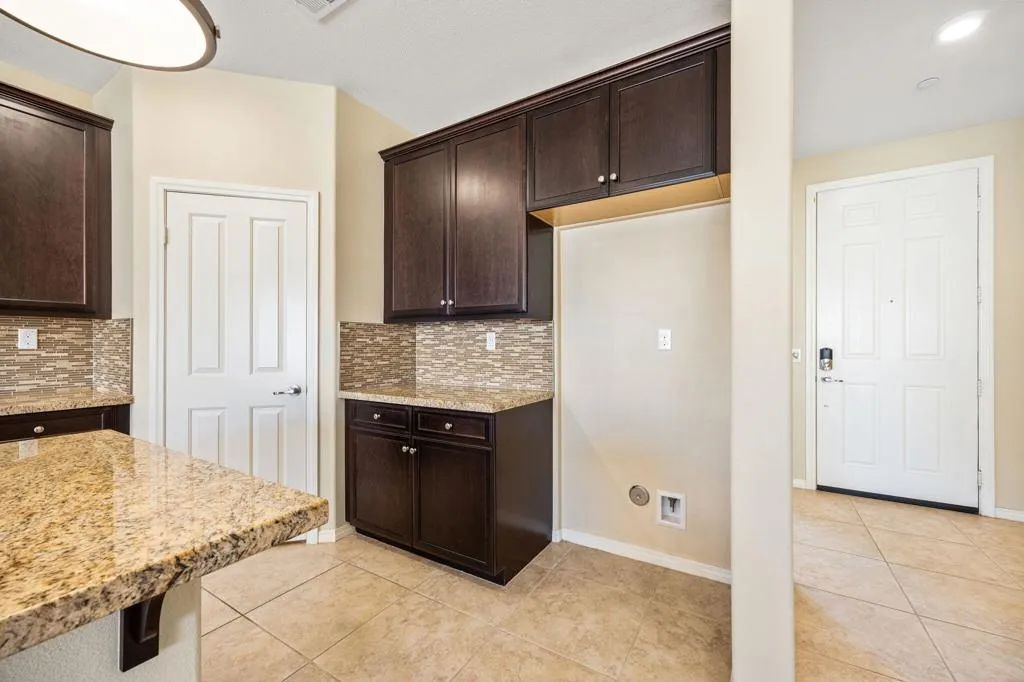 56-web-or-mls-068A9433