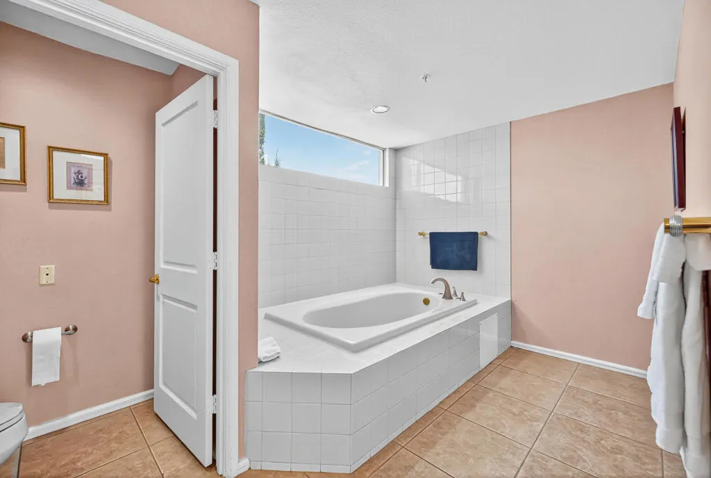 room 2 pink bath 2