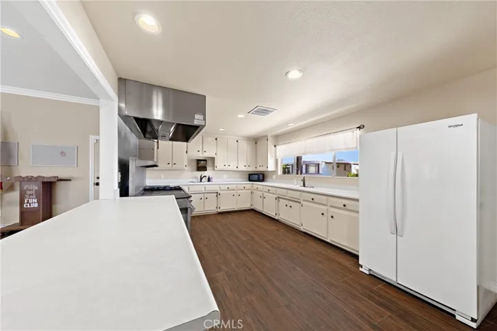 Clubhouse Kitchen