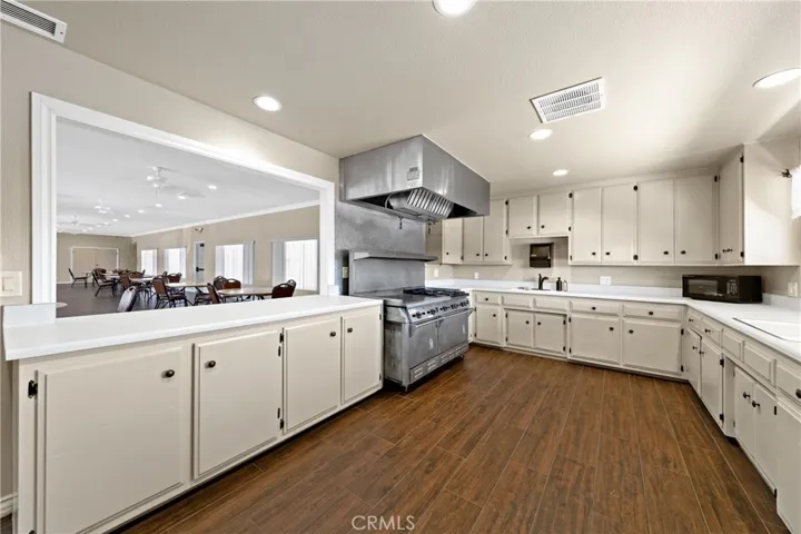 Clubhouse Kitchen