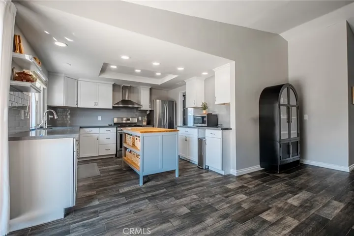 5829 Quiroz, Jurupa Valley, California 92509