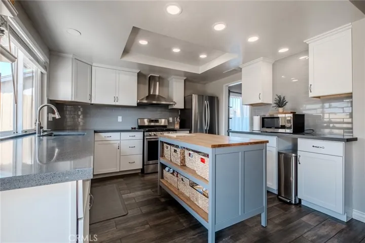 5829 Quiroz, Jurupa Valley, California 92509