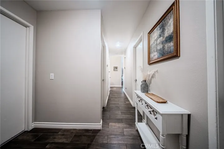 5829 Quiroz, Jurupa Valley, California 92509