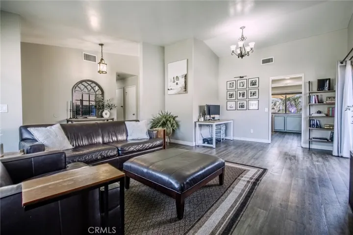 5829 Quiroz, Jurupa Valley, California 92509
