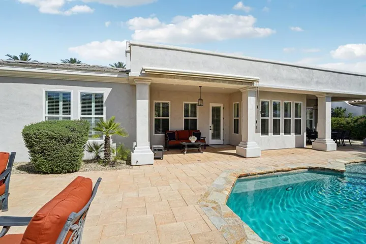 42-web-or-mls-Via Fiora-S2203-042