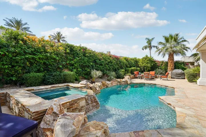 41-web-or-mls-Via Fiora-S2203-041