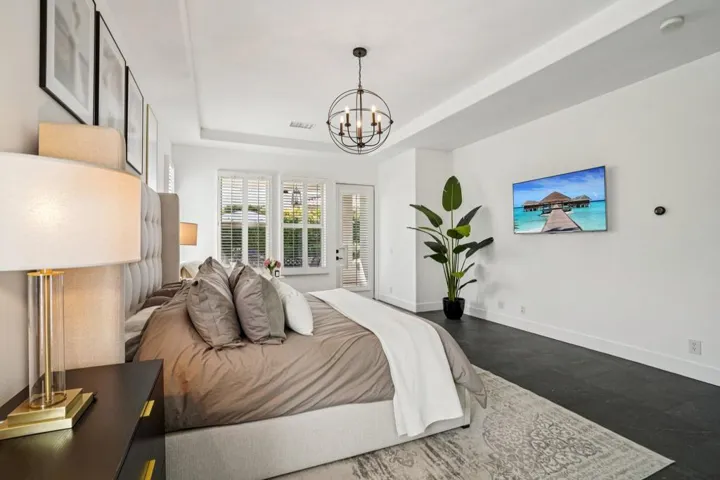 25-web-or-mls-Via Fiora-S2203-025