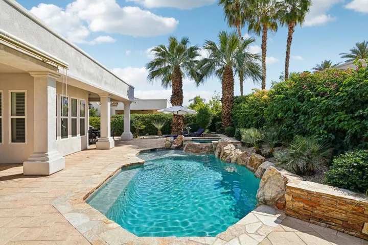 44-web-or-mls-Via Fiora-S2203-044