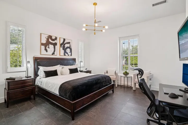 33-web-or-mls-Via Fiora-S2203-033