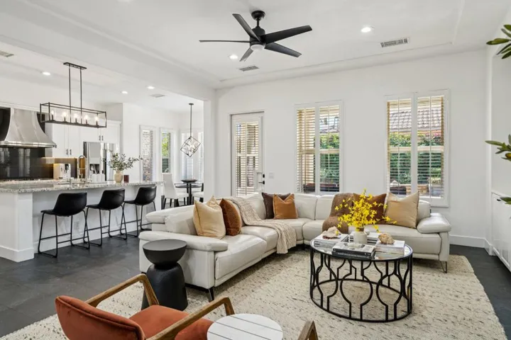 7-web-or-mls-Via Fiora-S2203-007