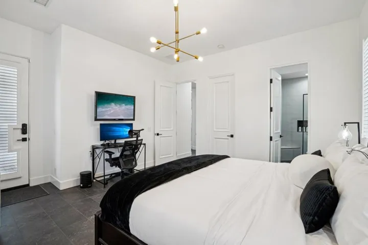 35-web-or-mls-Via Fiora-S2203-035