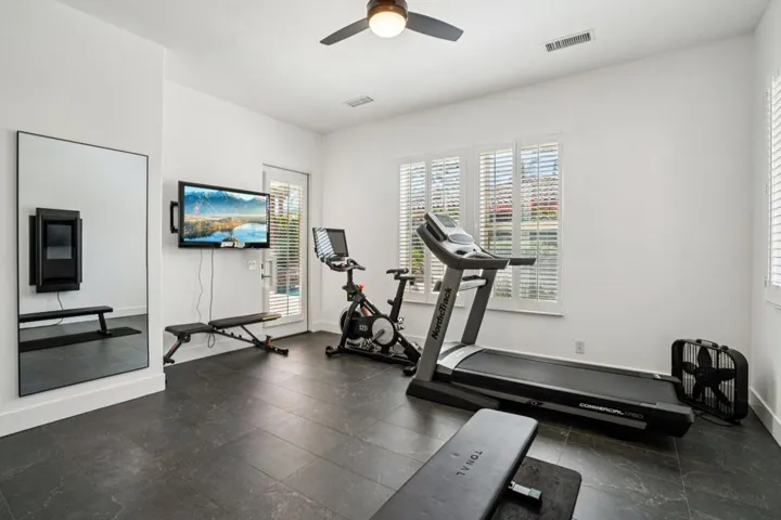 21-web-or-mls-Via Fiora-S2203-021